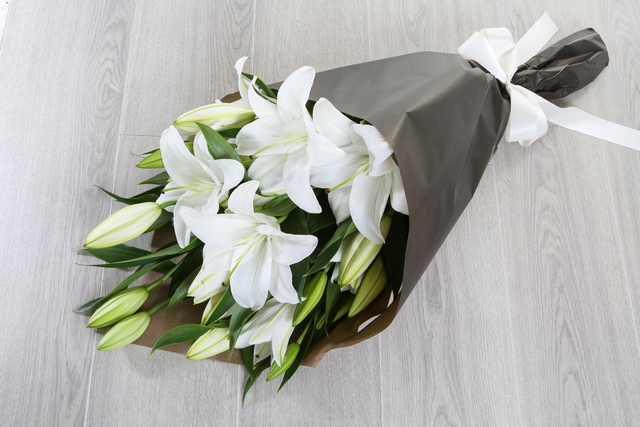 White Lily Bouquet