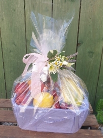 Seasonal fruit basket