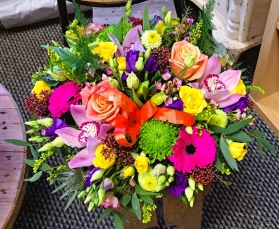 Radiant hat box arrangement