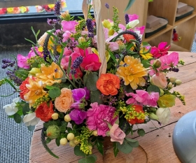 Summer vibe basket